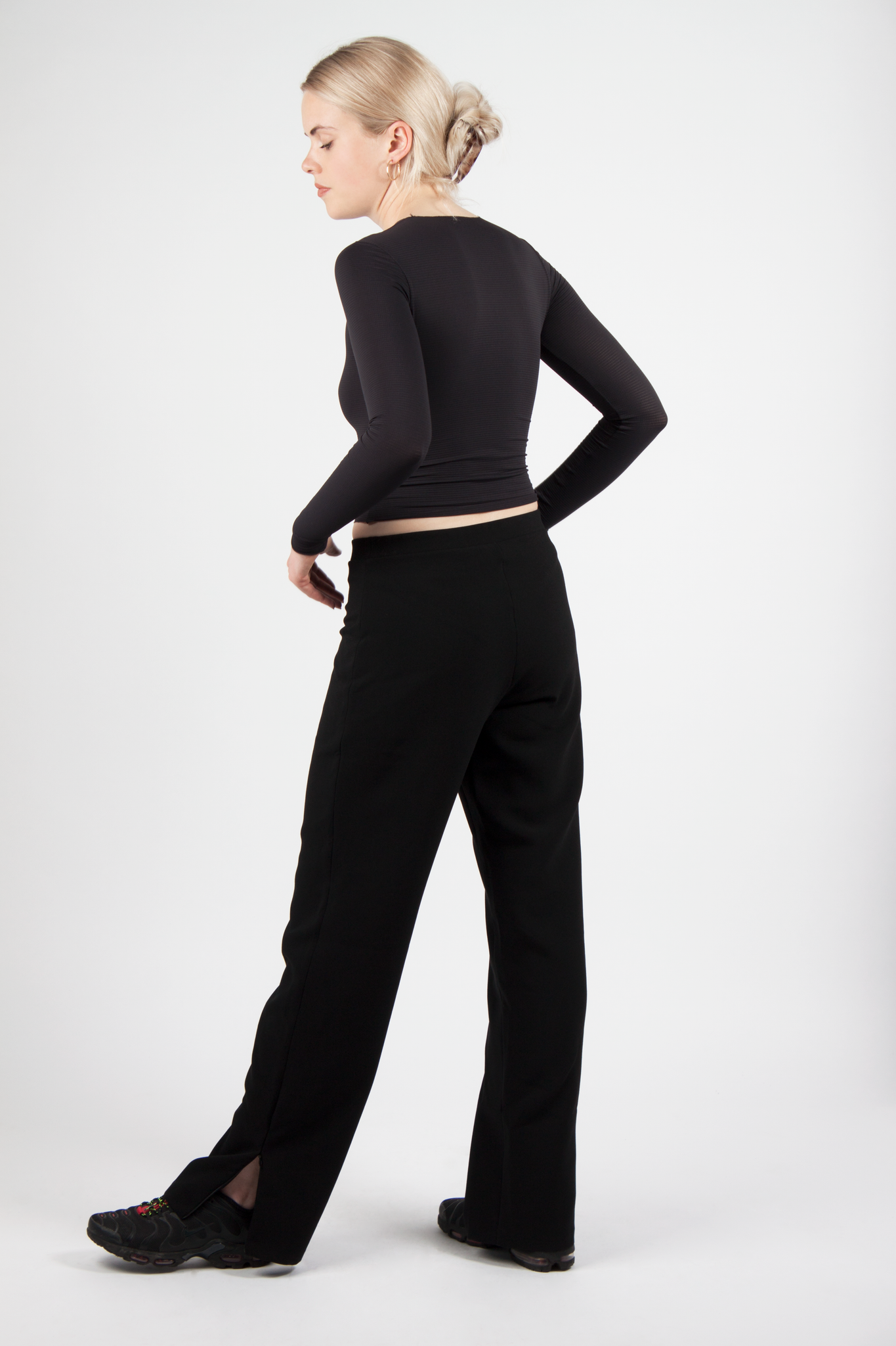 Black Trousers With Elasticated Waist And Zippers